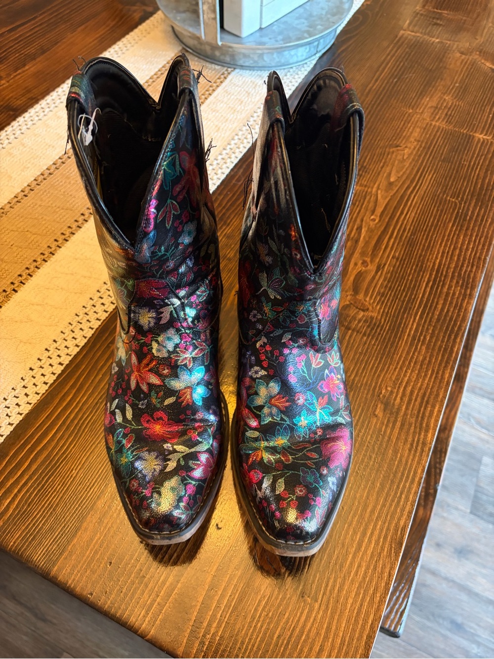 NWT Roper Women's Ingrid Floral Metallic Snip Toe Cowboy Ankle Boots Size 10 - Picture 2 of 6